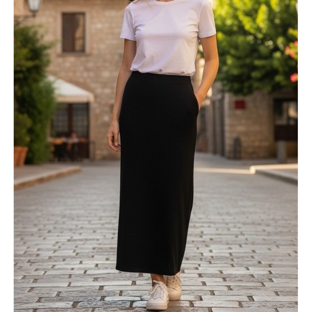 St. John Evening Women's Black Knit Side Slit Maxi Skirt Size 4 Minimalist